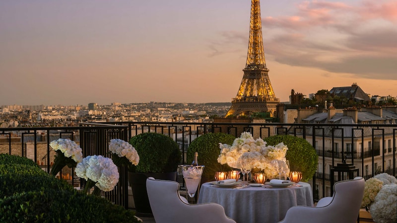 The Best Luxury Hotel in Paris