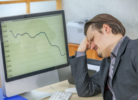 Manager saw a report that signs a failing business