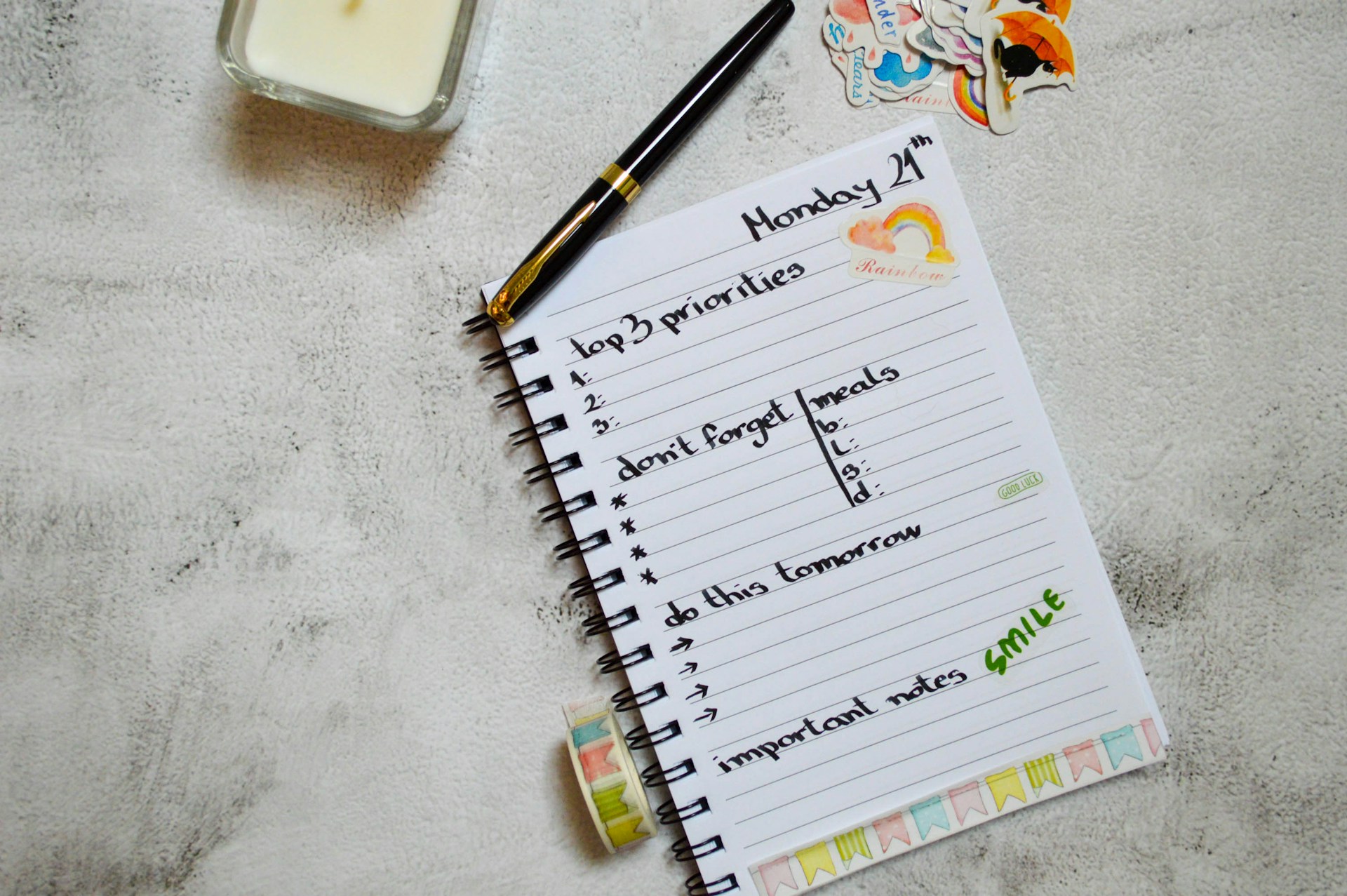 How to Be a More Organized Person: Guides for Anyone